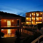 Asteris Aparthotel 4*