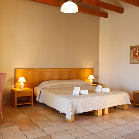 Asteris Aparthotel 4*