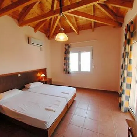 Asteris Aparthotel 4*